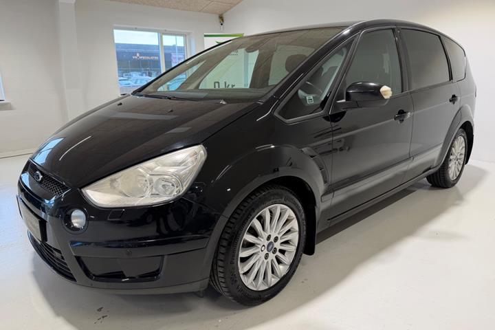 Sort Ford S-MAX fra 2009