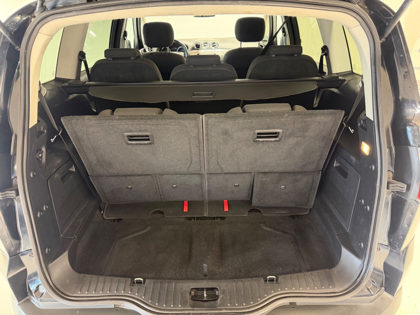 Sort Ford S-MAX fra 2009