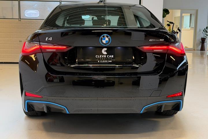 Sort BMW i4 fra 2023