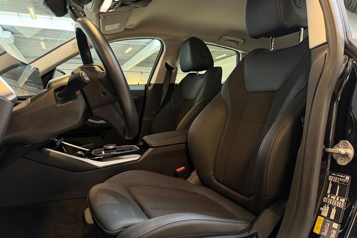 Sort BMW i4 fra 2023