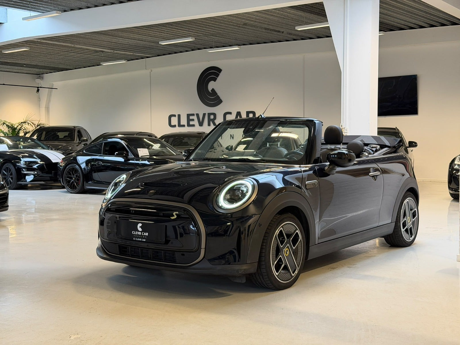 Mini Cooper SE Cabriolet