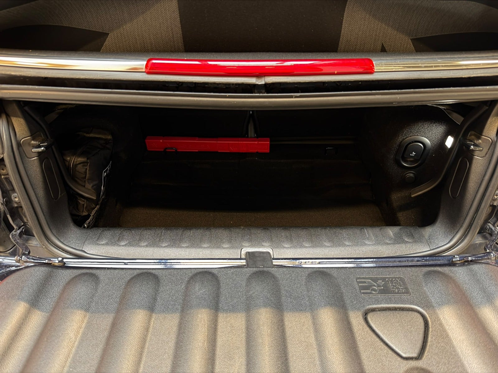 Sort Mini Cooper SE fra 2023