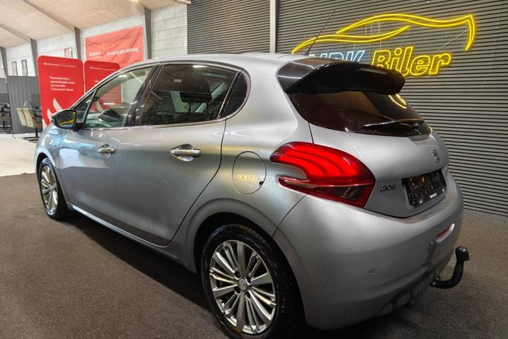 undefined Peugeot 208 fra 2019