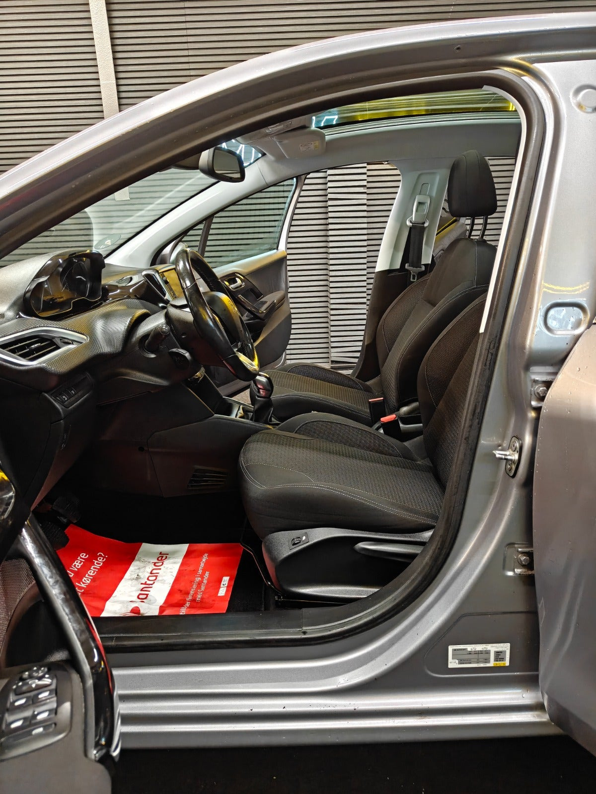 undefined Peugeot 208 fra 2019