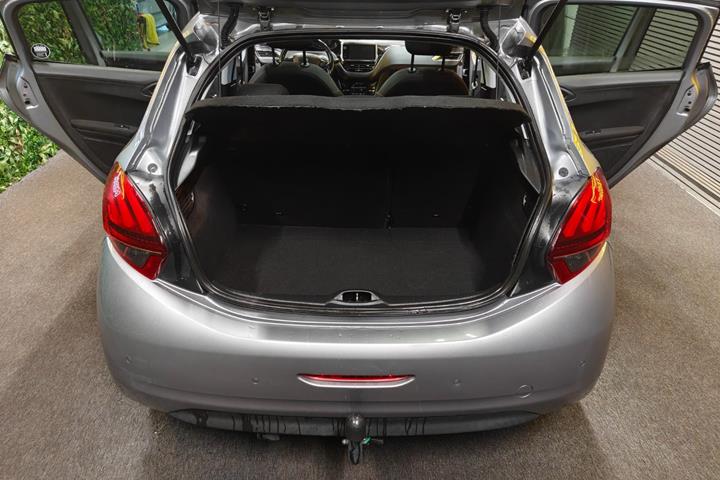 undefined Peugeot 208 fra 2019