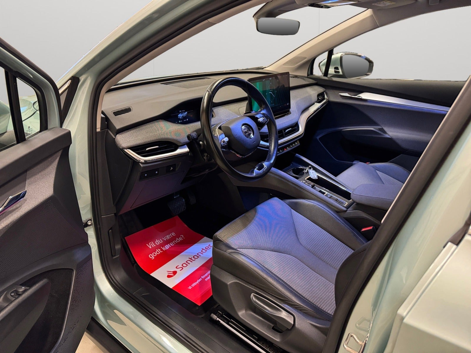 Turquoise Skoda Enyaq fra 2021