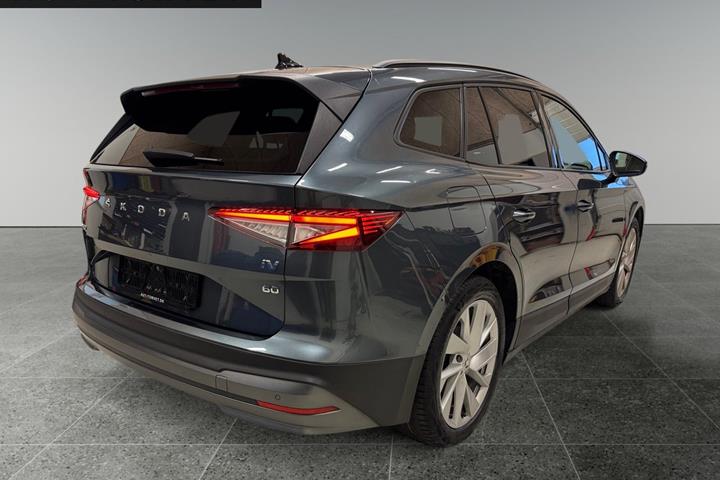 Grå Skoda Enyaq fra 2021