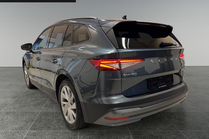 Grå Skoda Enyaq fra 2021