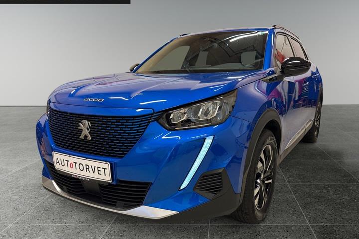 Blå Peugeot e-2008 fra 2023