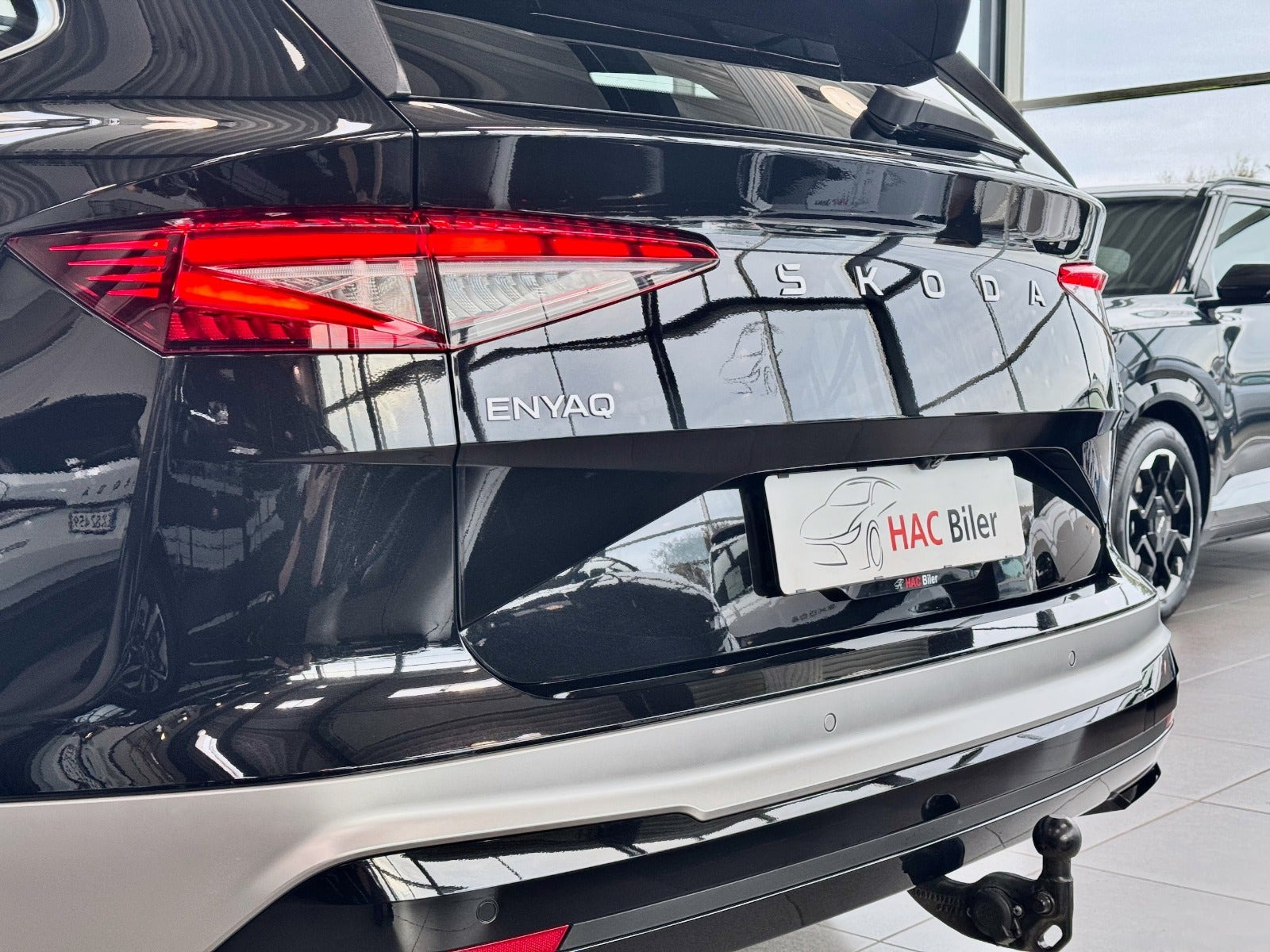 Sort Skoda Enyaq fra 2026
