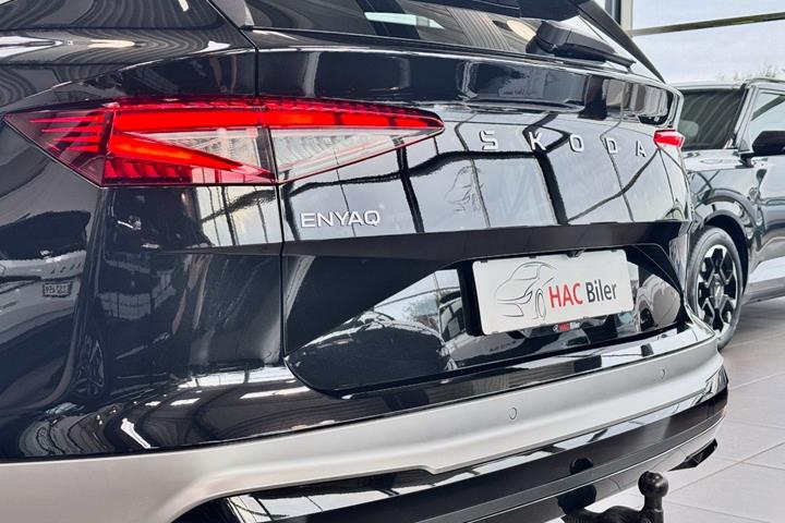 Sort Skoda Enyaq fra 2026