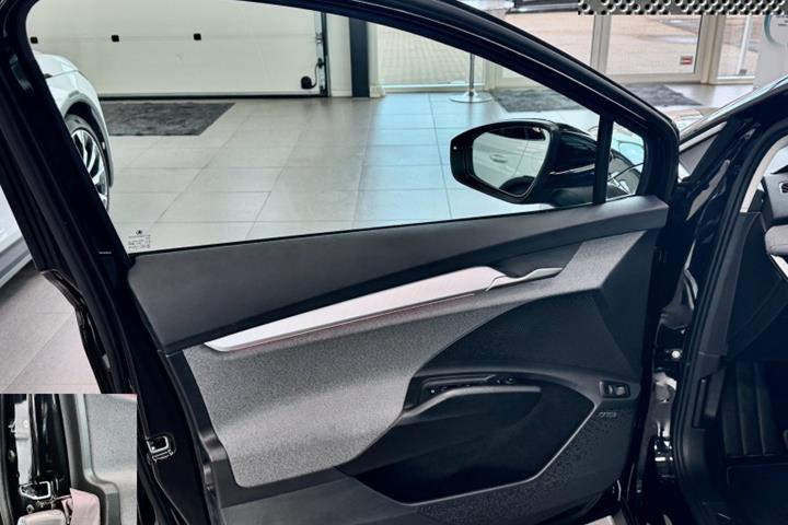 Sort Skoda Enyaq fra 2026