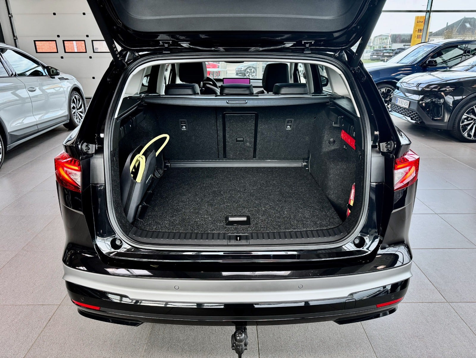 Sort Skoda Enyaq fra 2026
