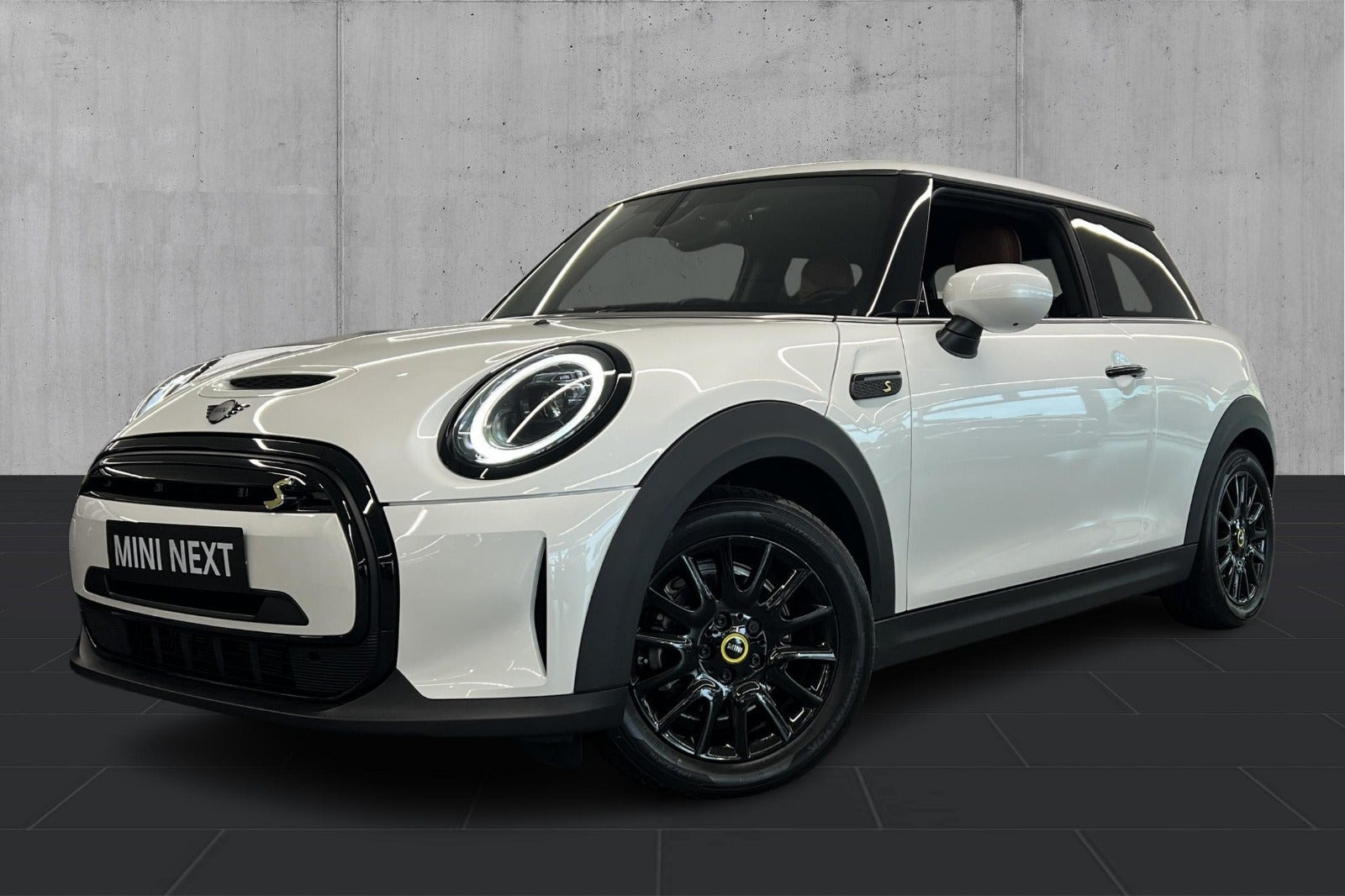 Mini Cooper SE Classic Trim
