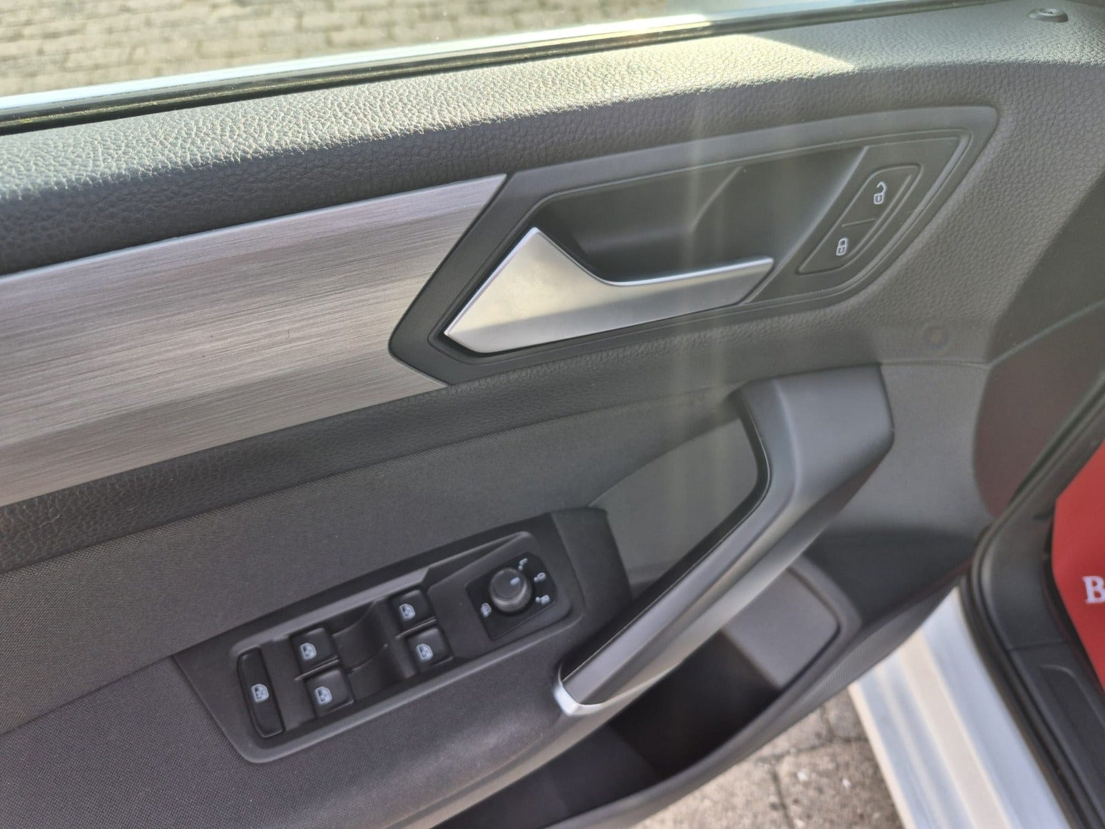 Hvid VW Touran fra 2020