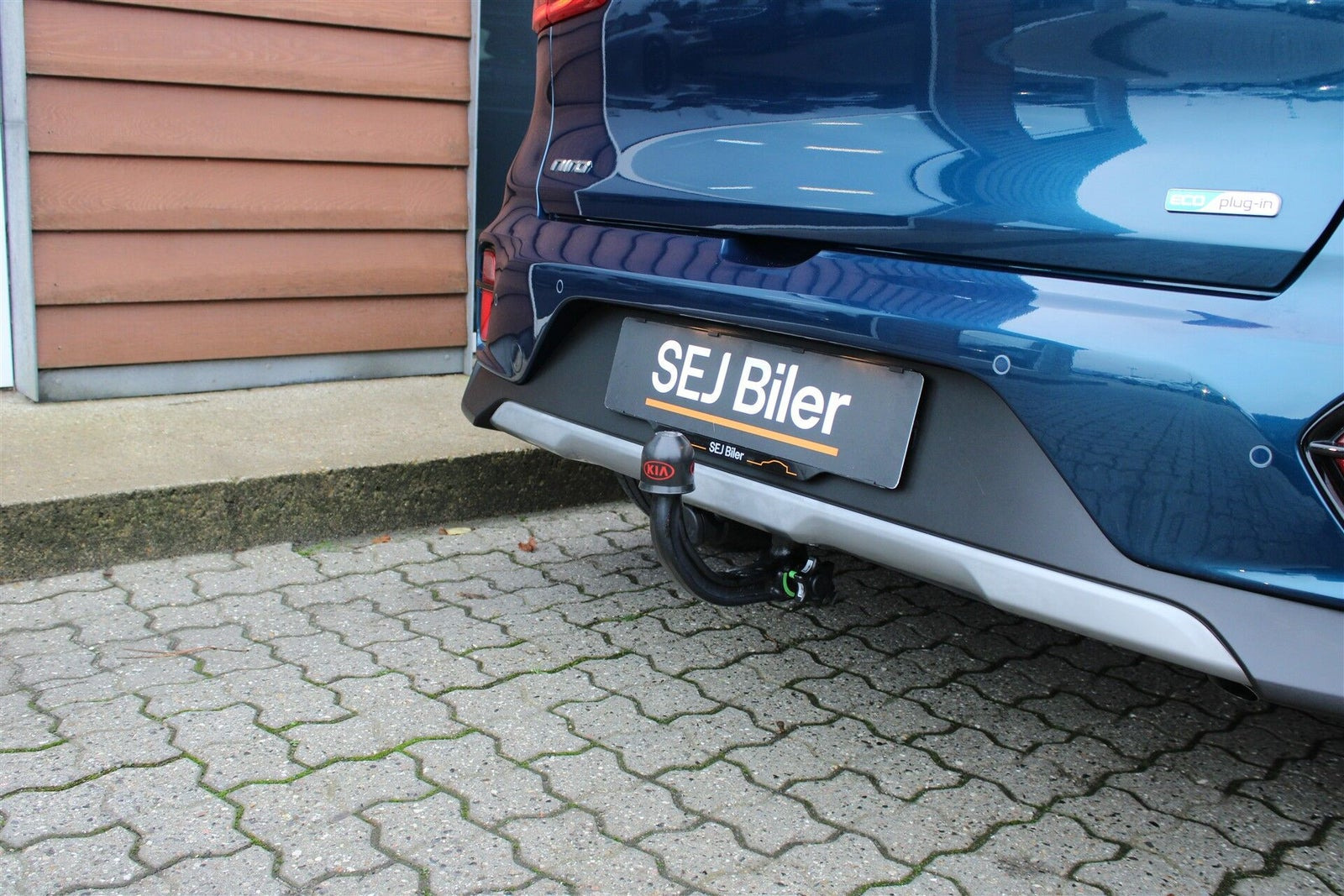 Blå Kia Niro fra 2020
