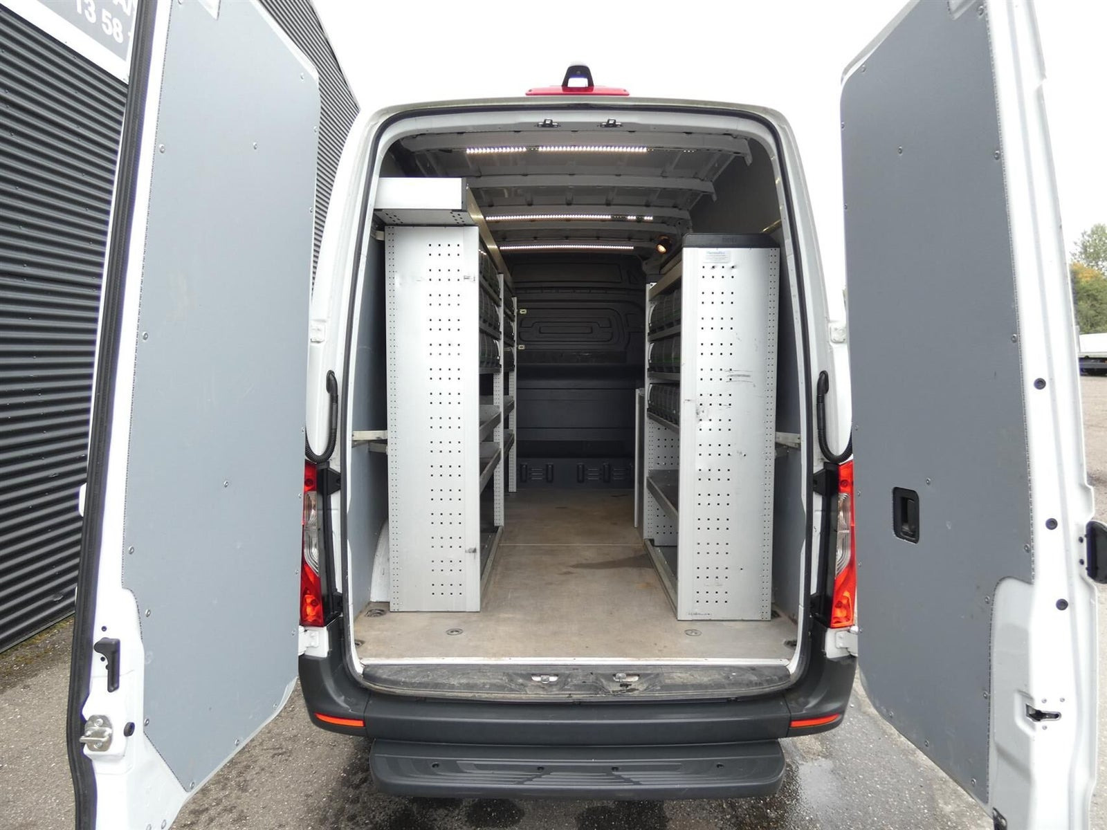 Mercedes Sprinter 316 2,2 CDi A2 Kassevogn RWD