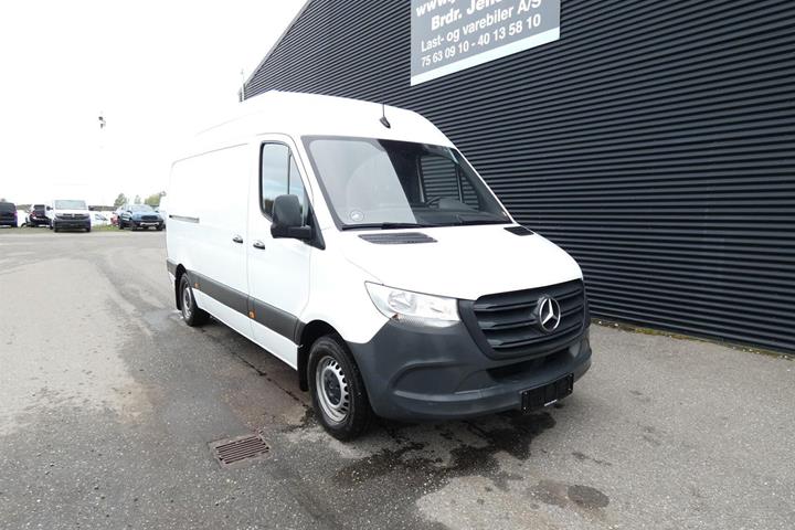 Hvid Mercedes Sprinter 316 fra 2020