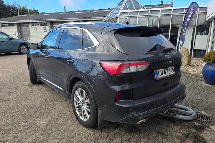 Sort Ford Kuga fra 2020
