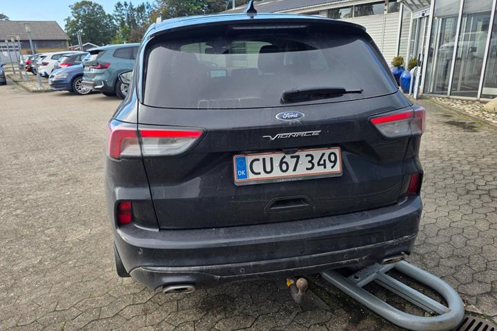 Sort Ford Kuga fra 2020