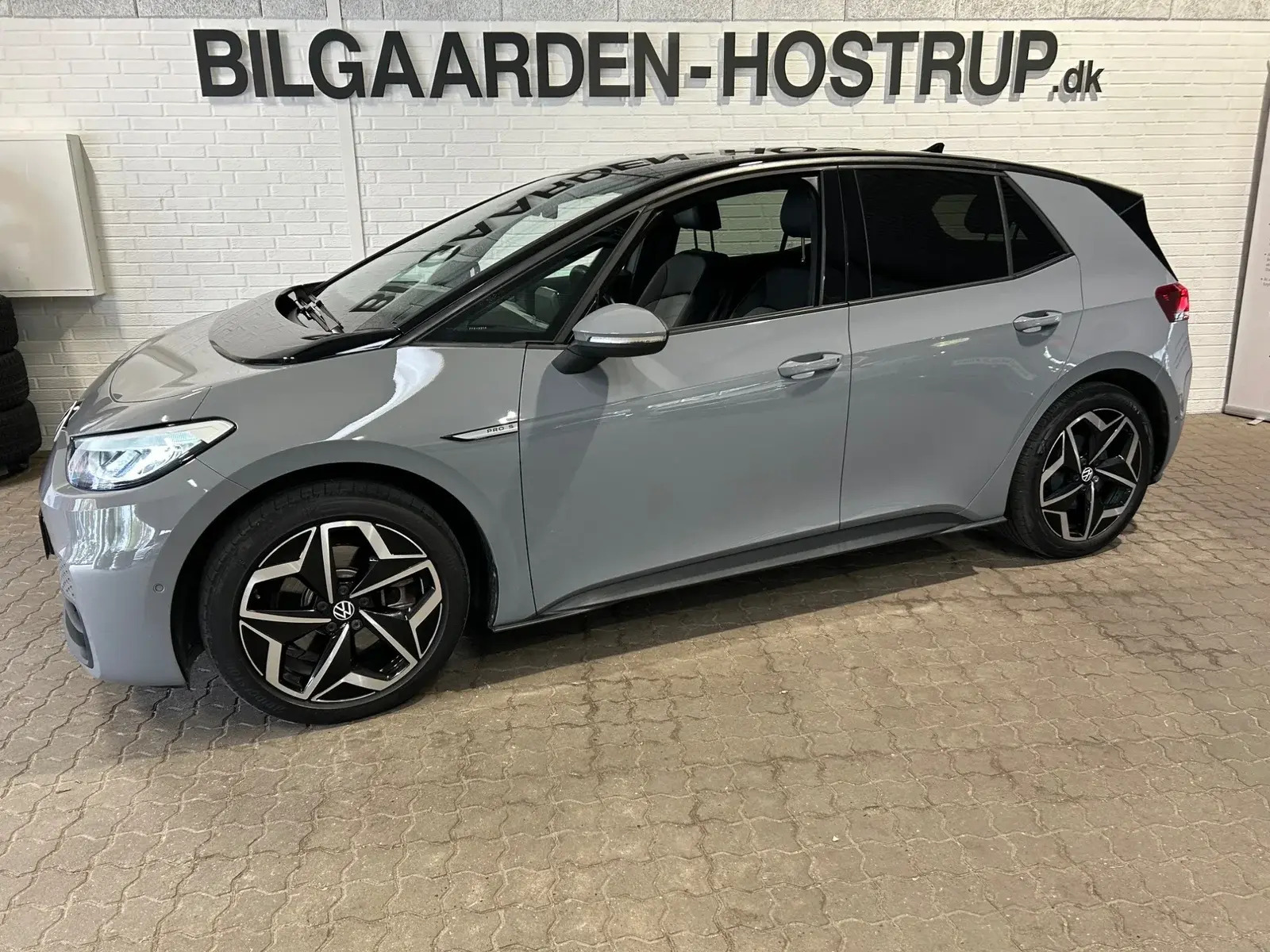 Grå VW ID.3 fra 2023
