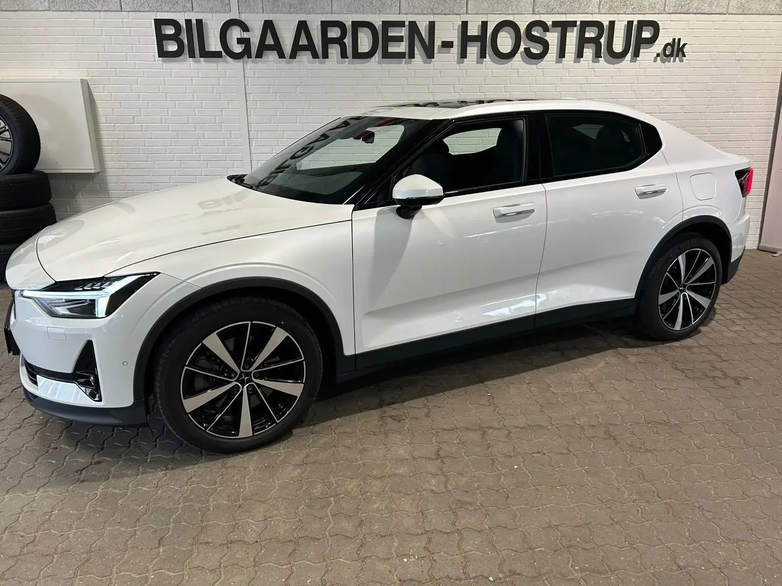 Hvid Polestar 2 fra 2020