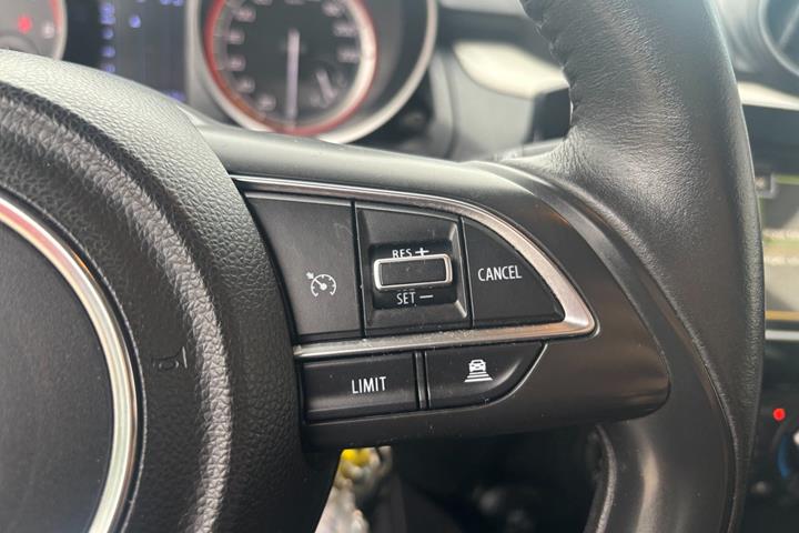 Sort Suzuki Swift fra 2020