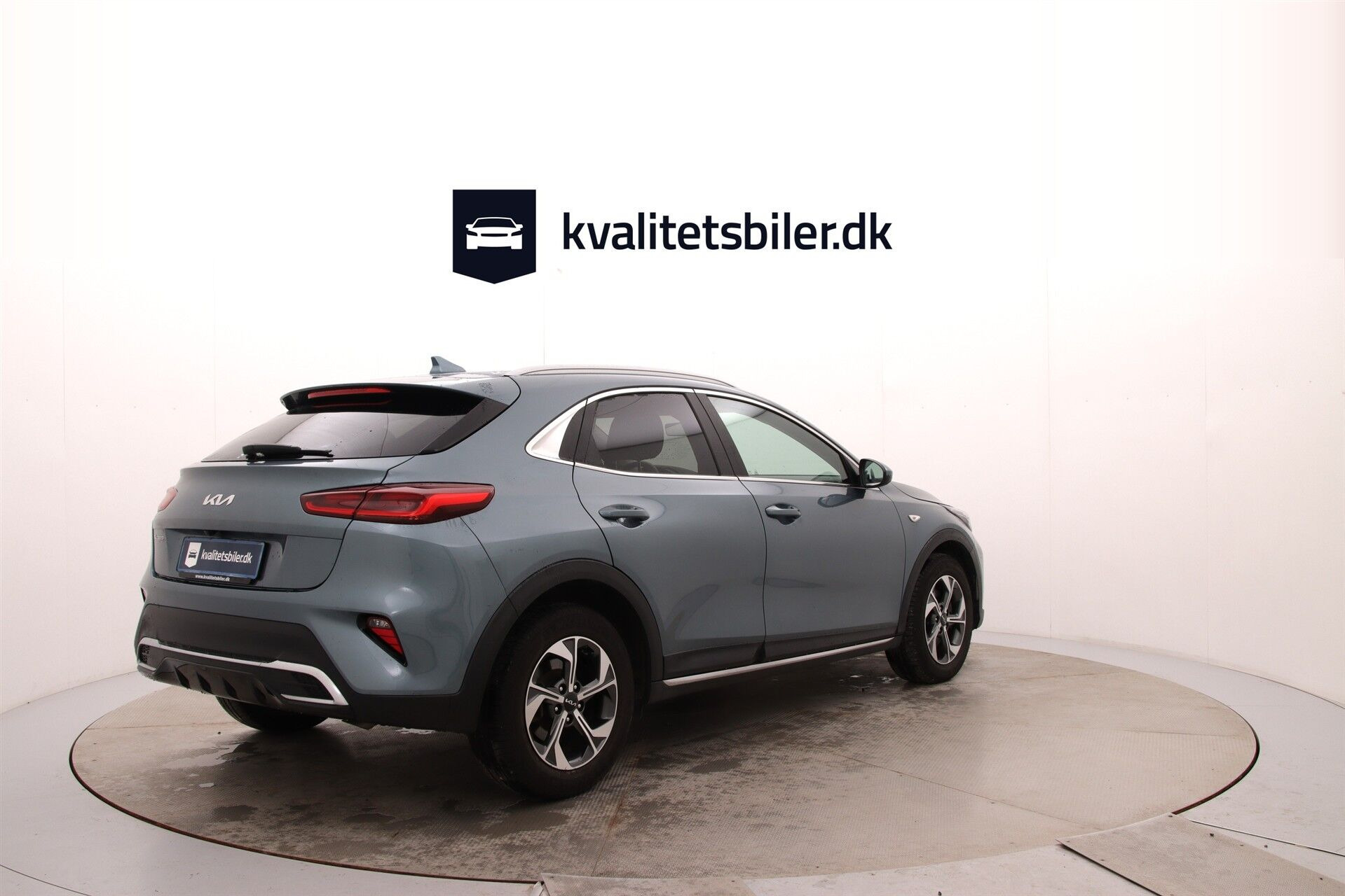 Grå Kia XCeed fra 2023