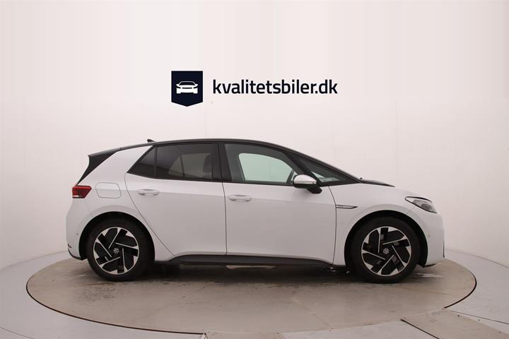 Hvid VW ID.3 fra 2023