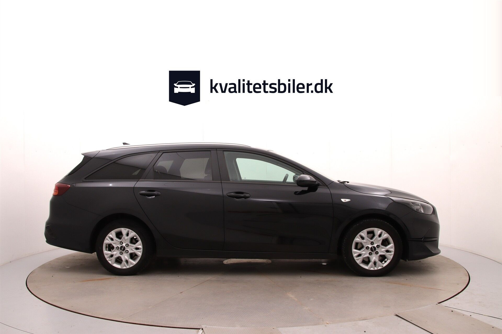 Sort Kia Ceed fra 2023