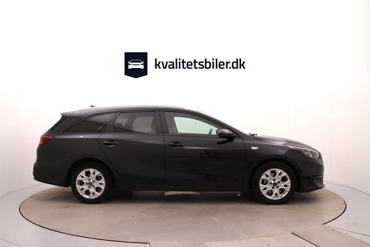 Sort Kia Ceed fra 2023