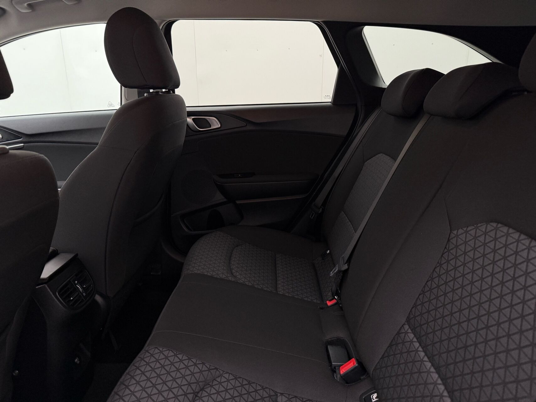 Sort Kia Ceed fra 2023