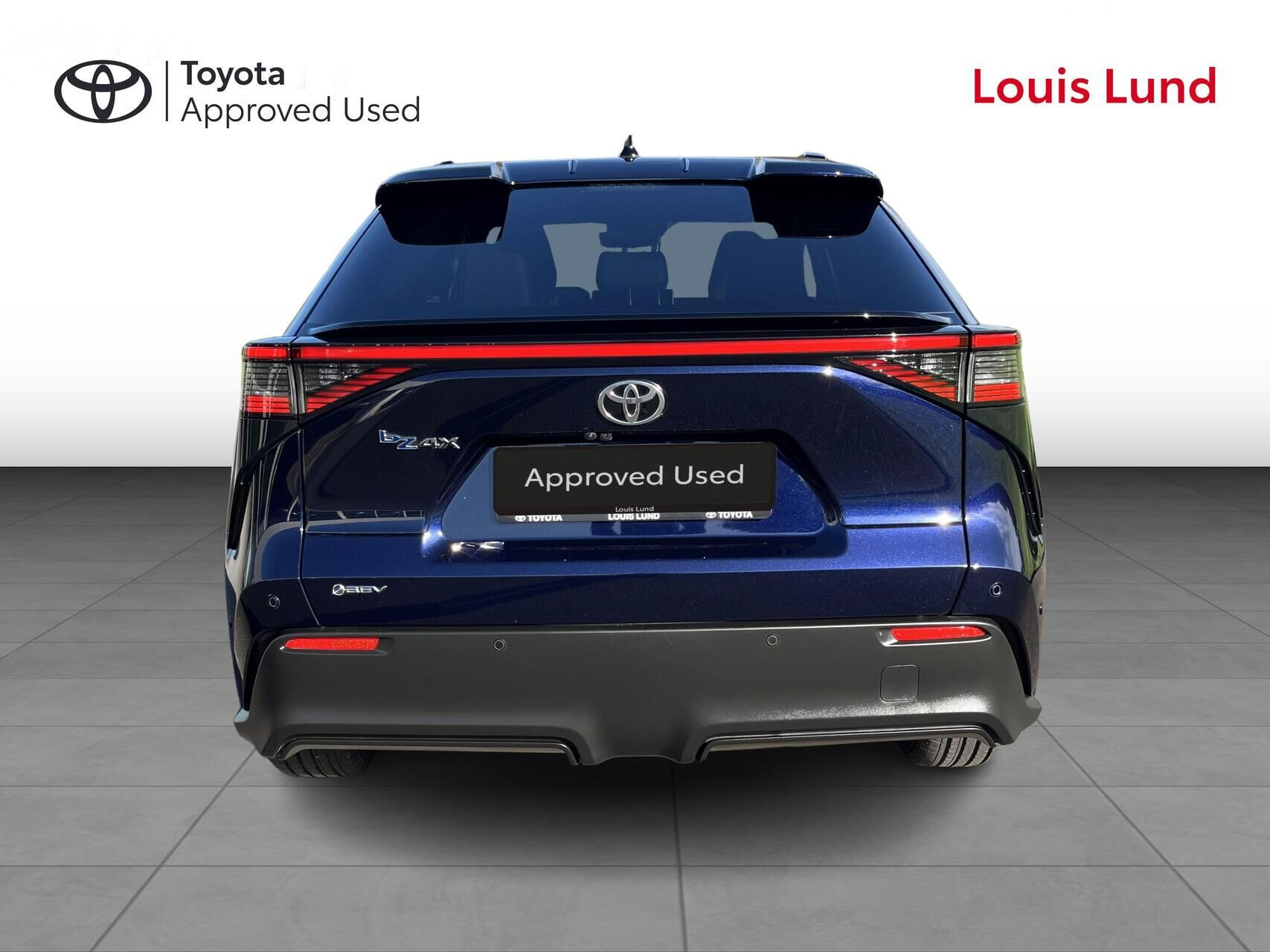 Blå Toyota BZ4X fra 2026