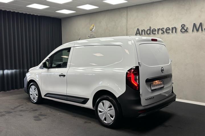 Hvid Nissan Townstar fra 2023