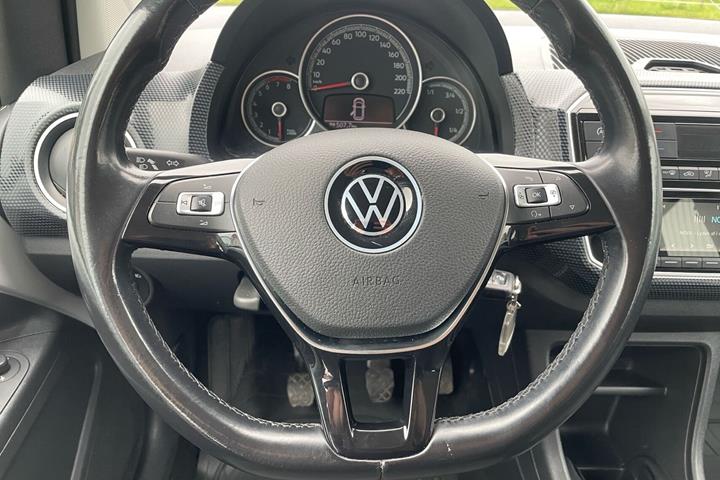 Hvid VW UP! fra 2020