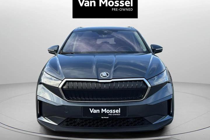 Grå Skoda Enyaq fra 2021