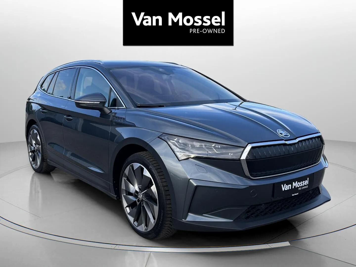 Grå Skoda Enyaq fra 2021