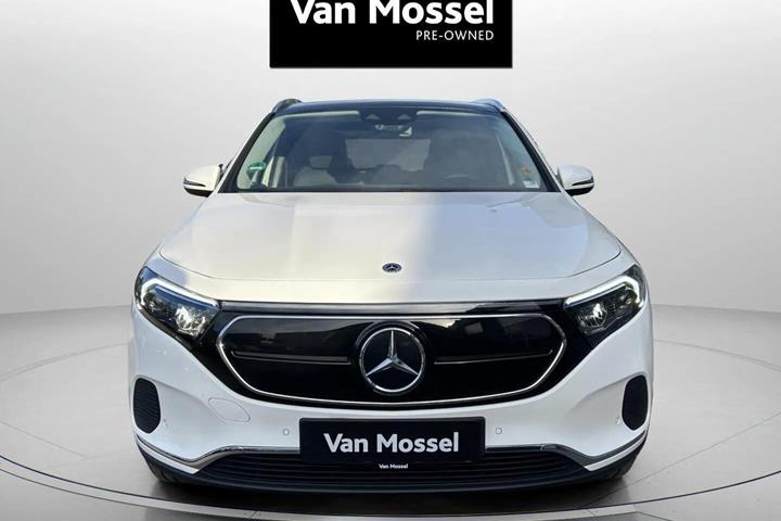 Hvid Mercedes EQA250 fra 2023