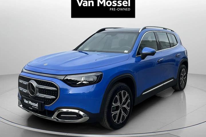 Blå Mercedes GLB250+ fra 2026