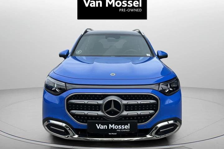 Blå Mercedes GLB250+ fra 2026