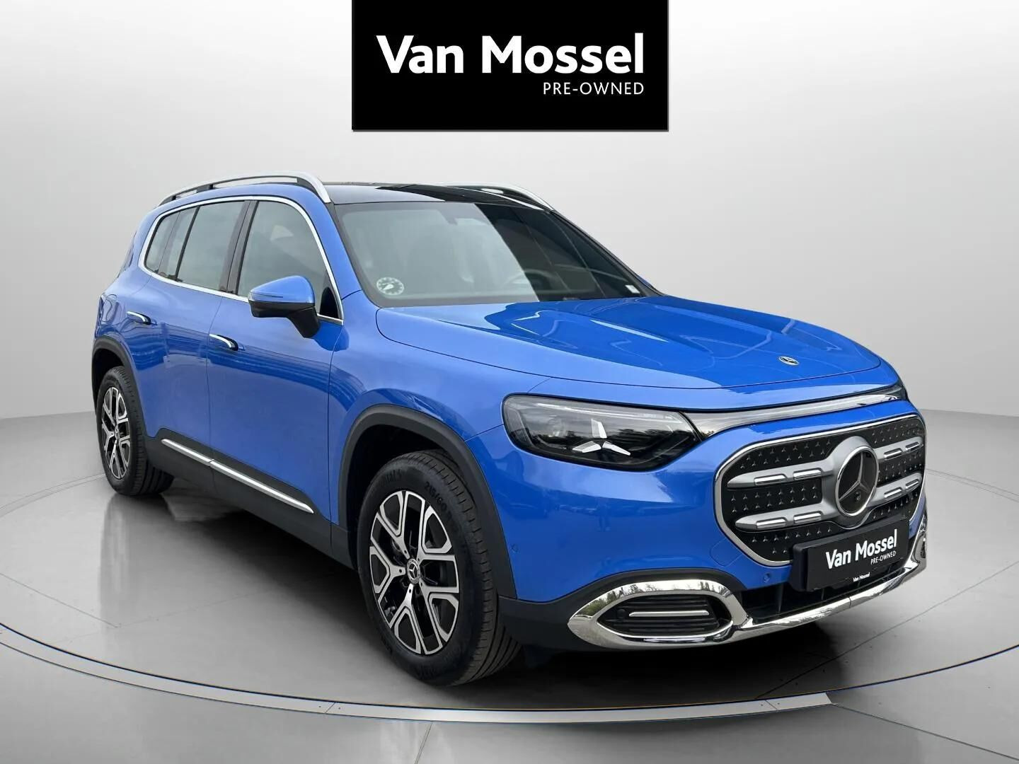 Blå Mercedes GLB250+ fra 2026