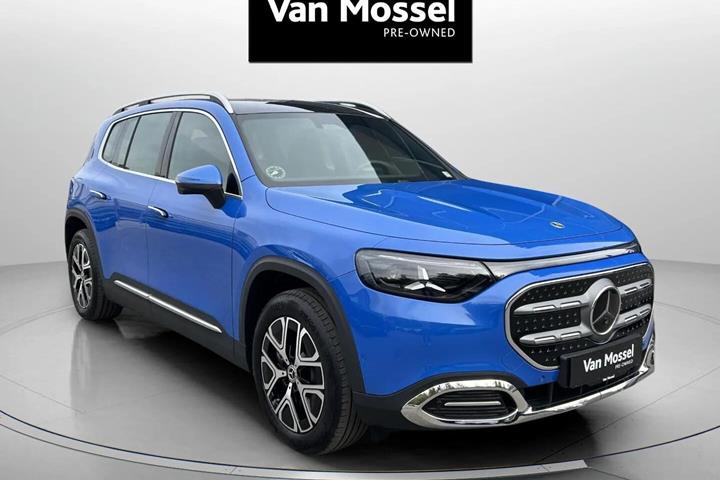 Blå Mercedes GLB250+ fra 2026
