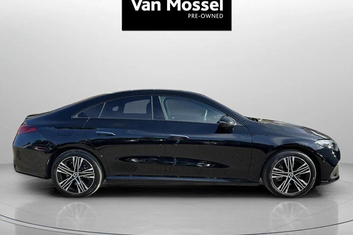Sort Mercedes CLA250+ fra 2026