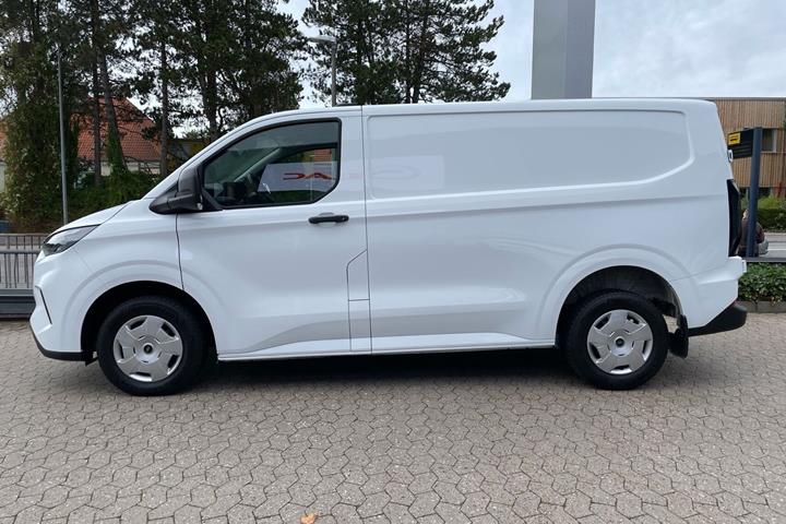 Hvid Ford Transit Custom fra 2024