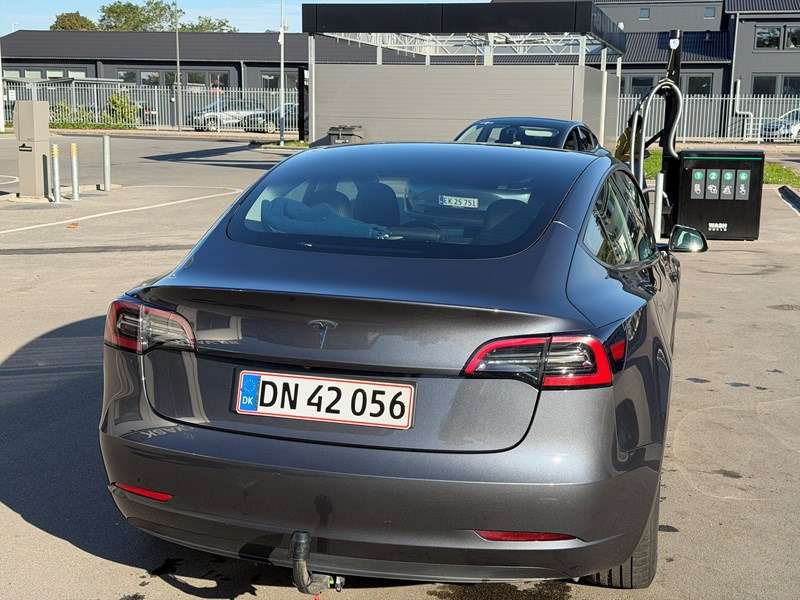 undefined Tesla Model 3 fra 2022