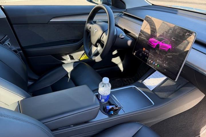 undefined Tesla Model 3 fra 2022
