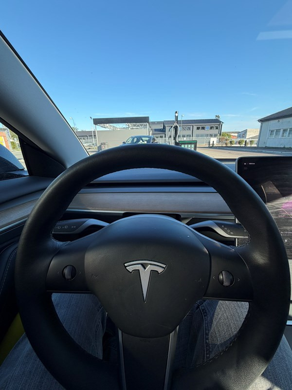 undefined Tesla Model 3 fra 2022