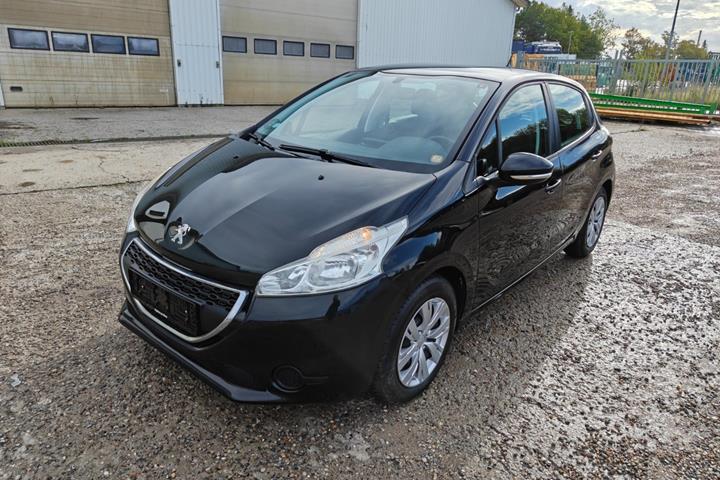 Gul Peugeot 208 fra 2015