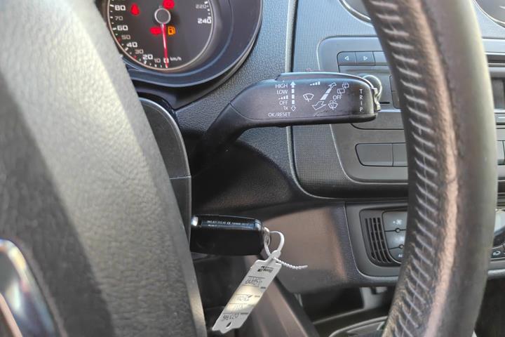 Gul Seat Ibiza fra 2015