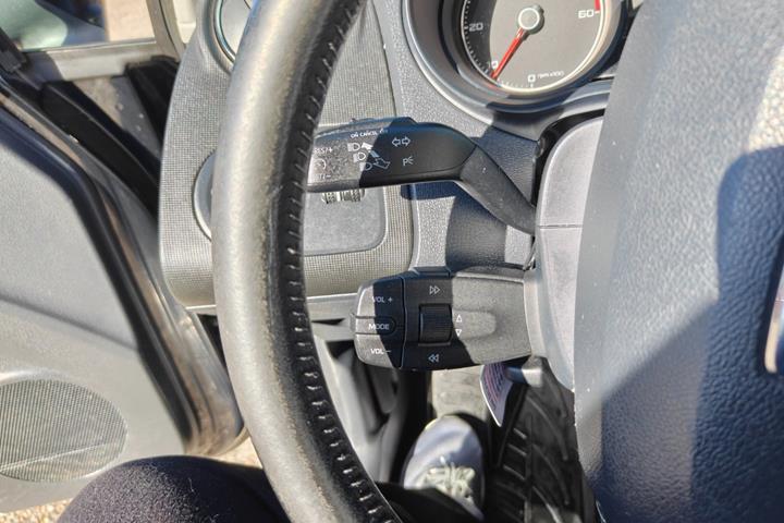 Gul Seat Ibiza fra 2015